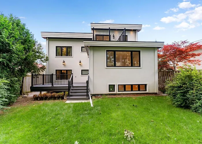 Luxury Home - 5 Min From Airport, 15 To Downtown Toronto