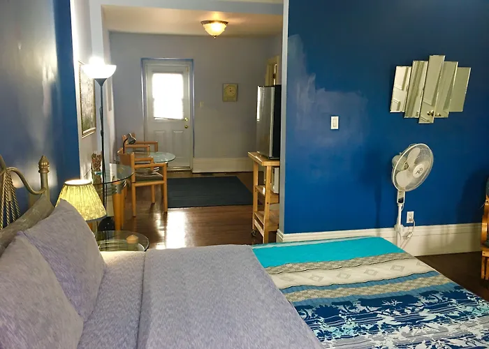 Comfy Guesthouse & Suite Toronto